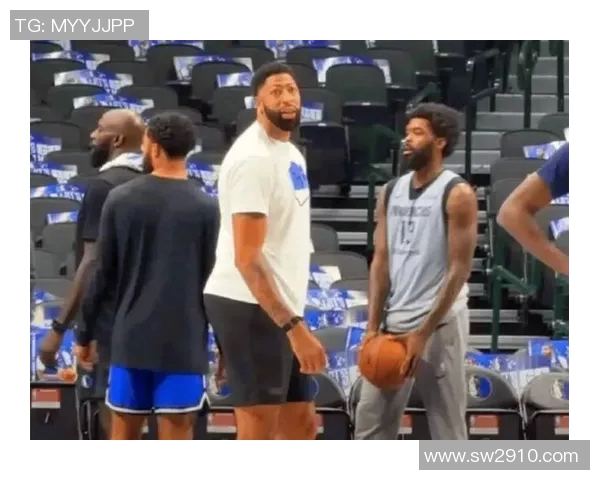 勇士交易浓眉理论方案曝光,需打包多名球员